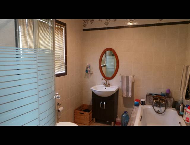 5 BEDROOM FREEHOLD FOR SALE IN DALPARK EXT 1